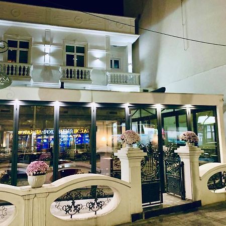 Bela Kuka Hotel Бітола Екстер'єр фото