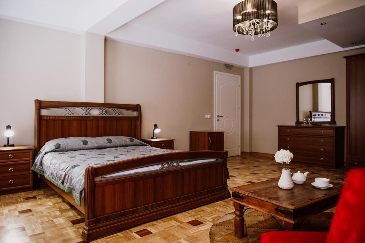 Bela Kuka Hotel Бітола Екстер'єр фото