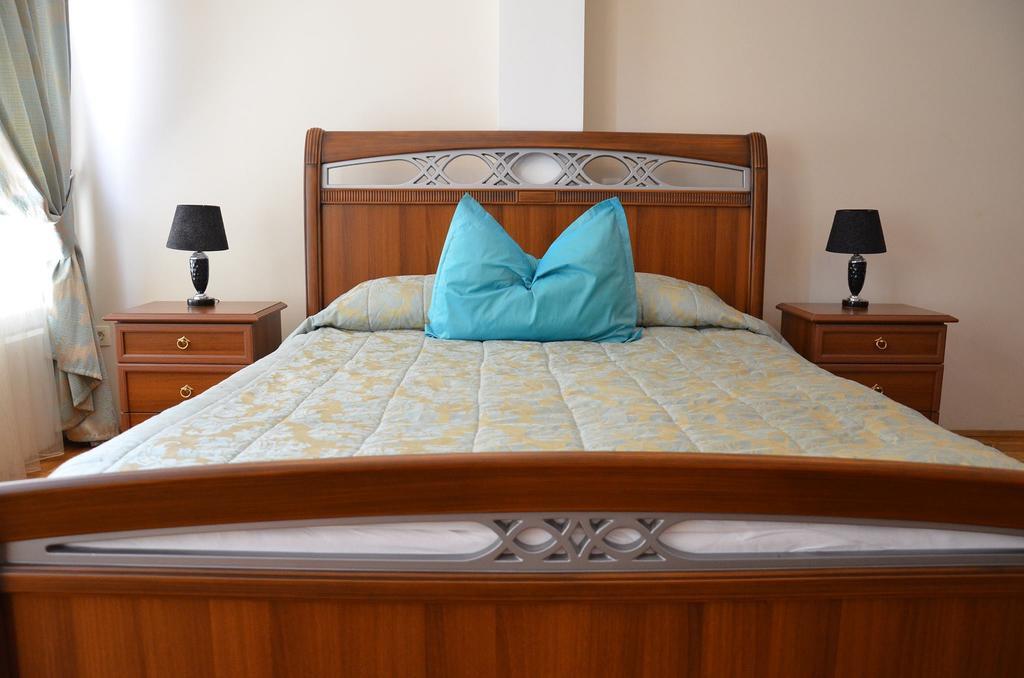 Bela Kuka Hotel Бітола Екстер'єр фото